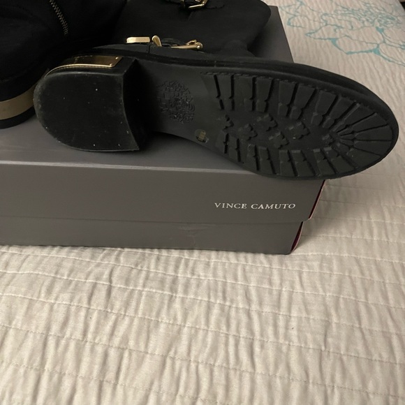 Steve Madden black silk goat boots with beautiful hard ware - Picture 3 of 3